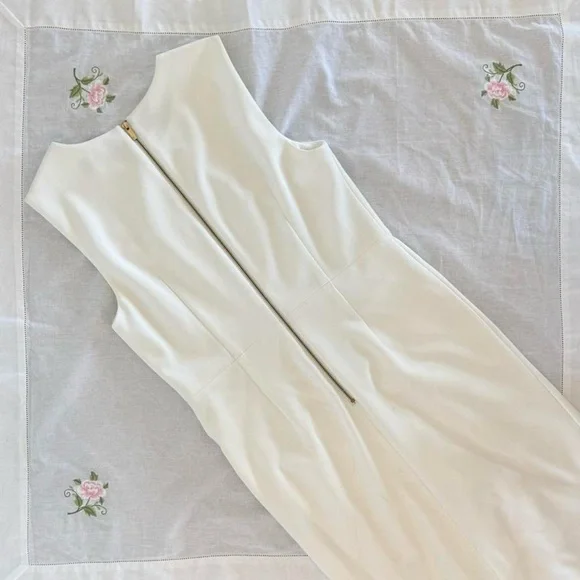 ⟡ white sleeveless pleated waist sheath dress from Donna Karan in size 6 ⟡ - Picture 2 of 8